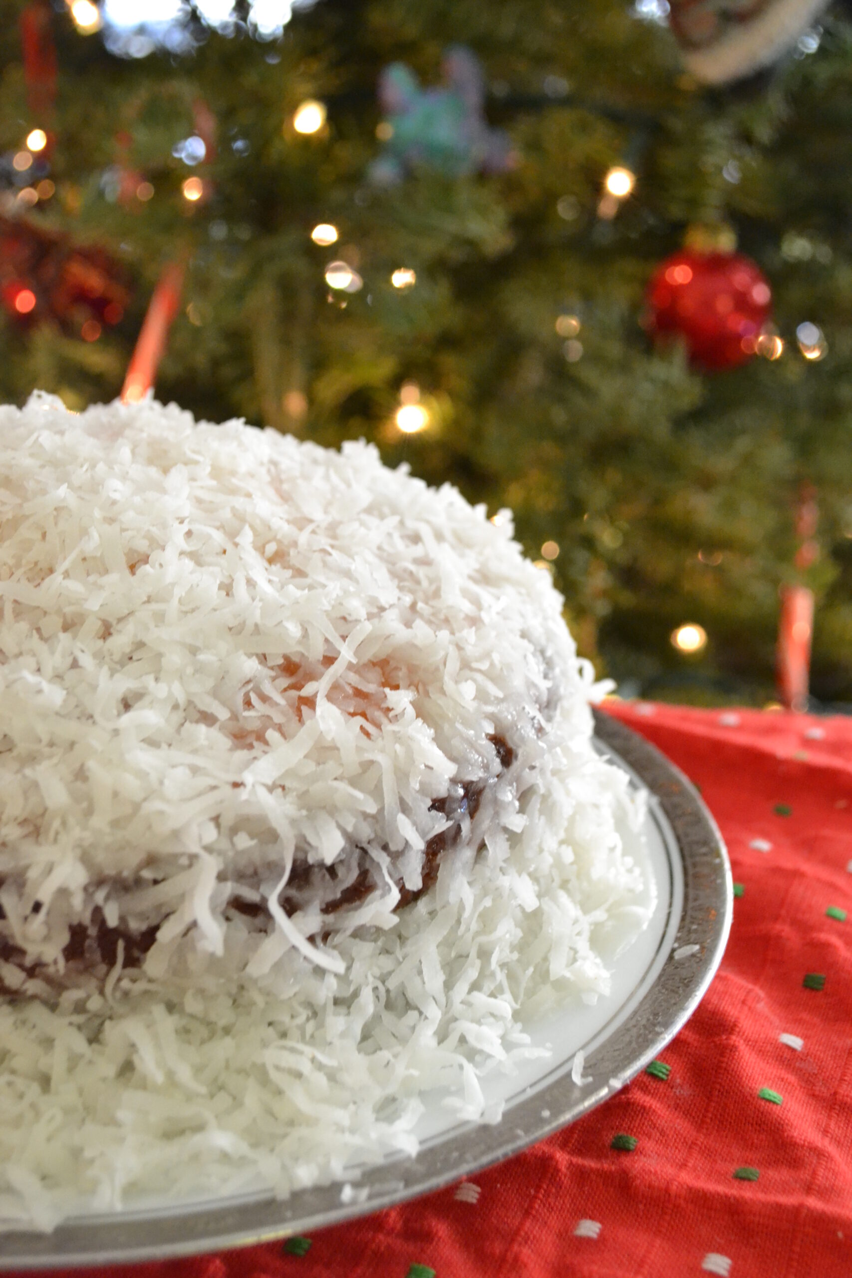 Midgi's Grandmother's famous coconut cake